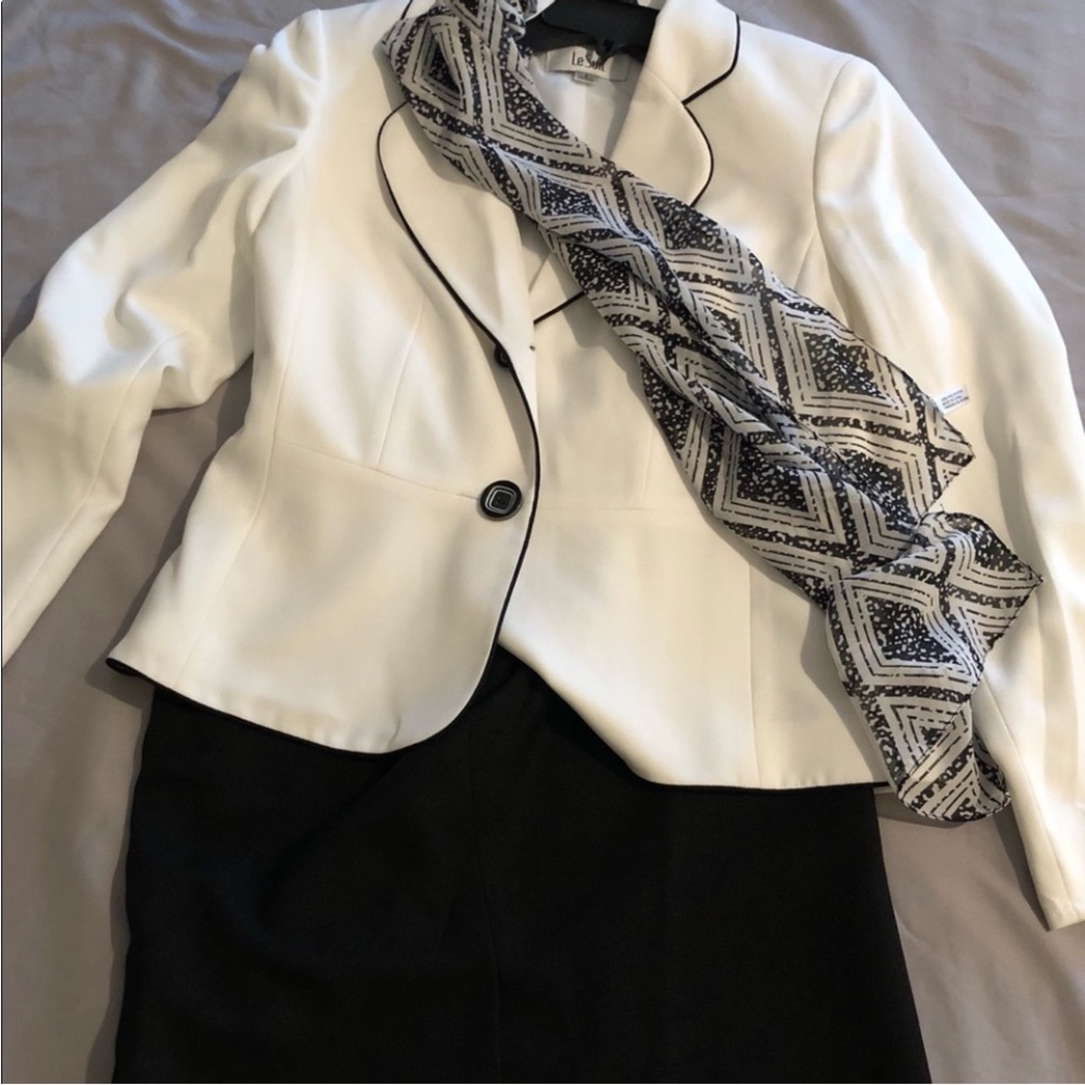 NWOT Light Designer Suit